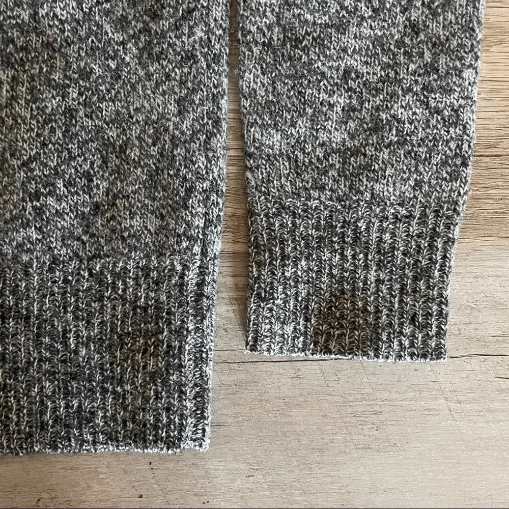 J Crew 100% Lambs Wool Sequin Gray Soft Pullover Sweater Size S
